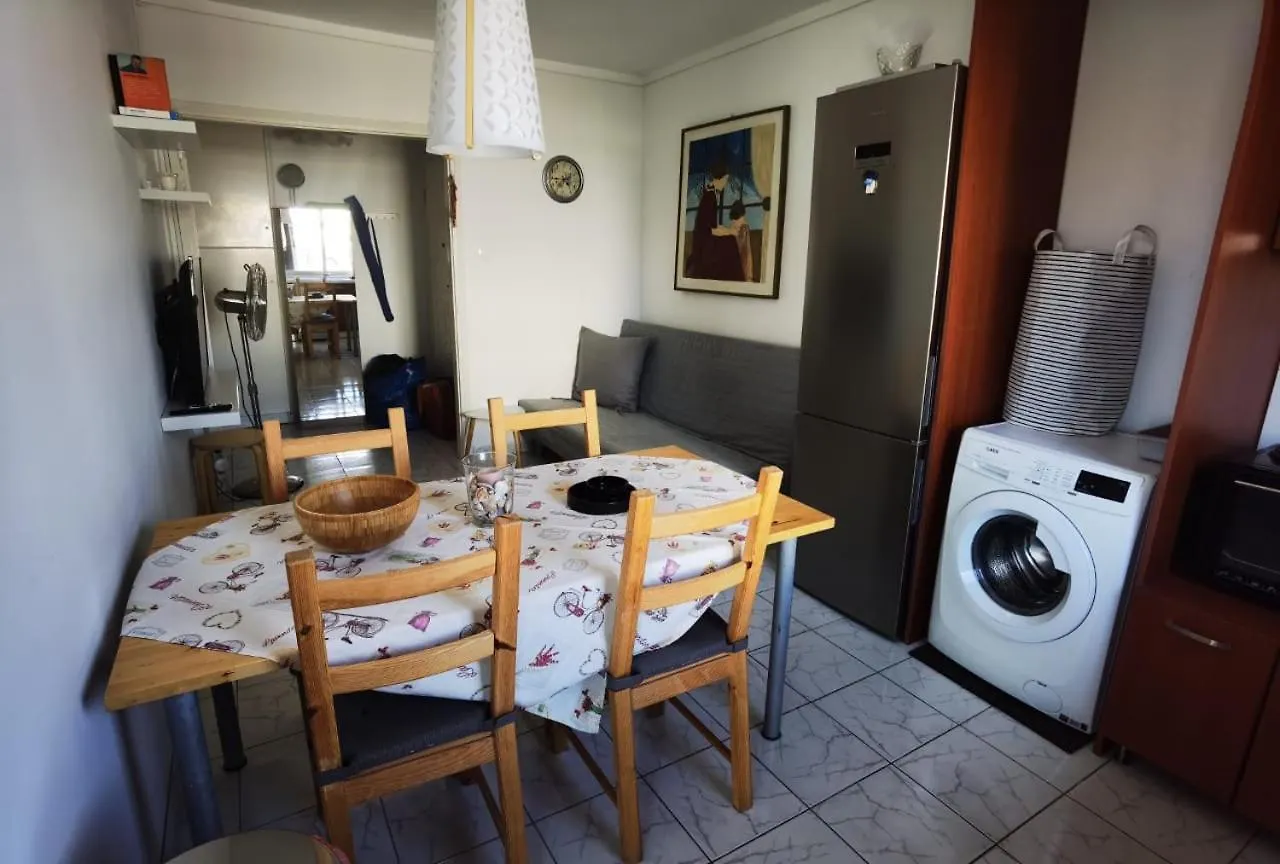 Apartment 211 Νέοι Επιβάτες Ελλάδα